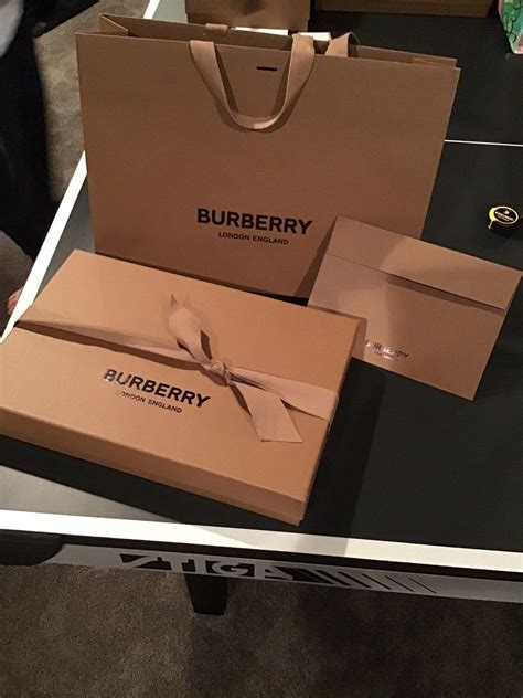 emballage cadeau burberry|burberry gift boxes.